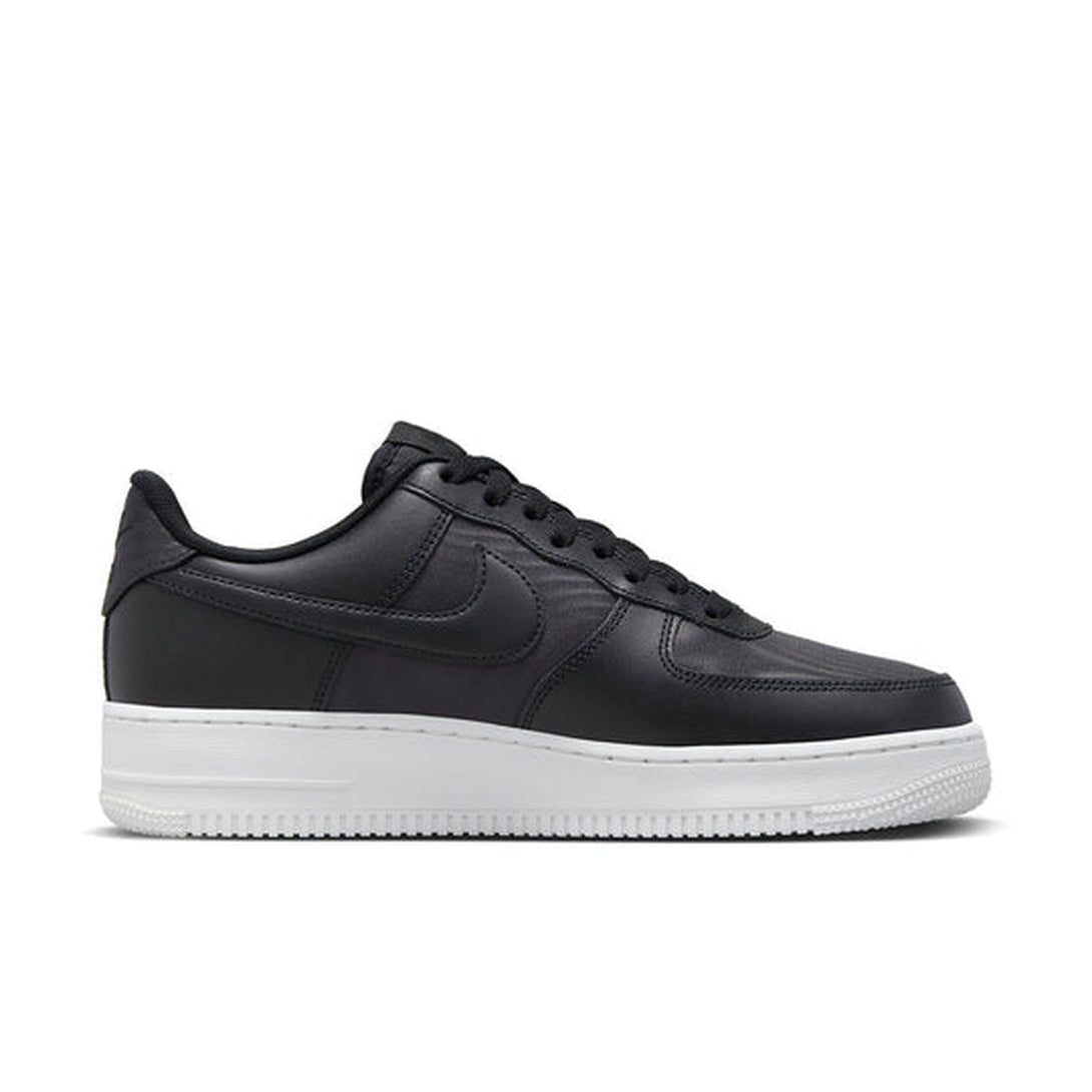 Nike Air Force 1 Low '07 SE 'Black Nylon'- Streetwear Fashion 950 - levefly.com