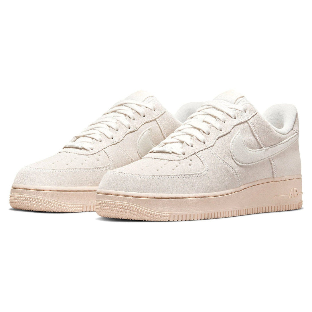 Nike Air Force 1 Winter Premium 'Summit White'- Streetwear Fashion 950 - levefly.com