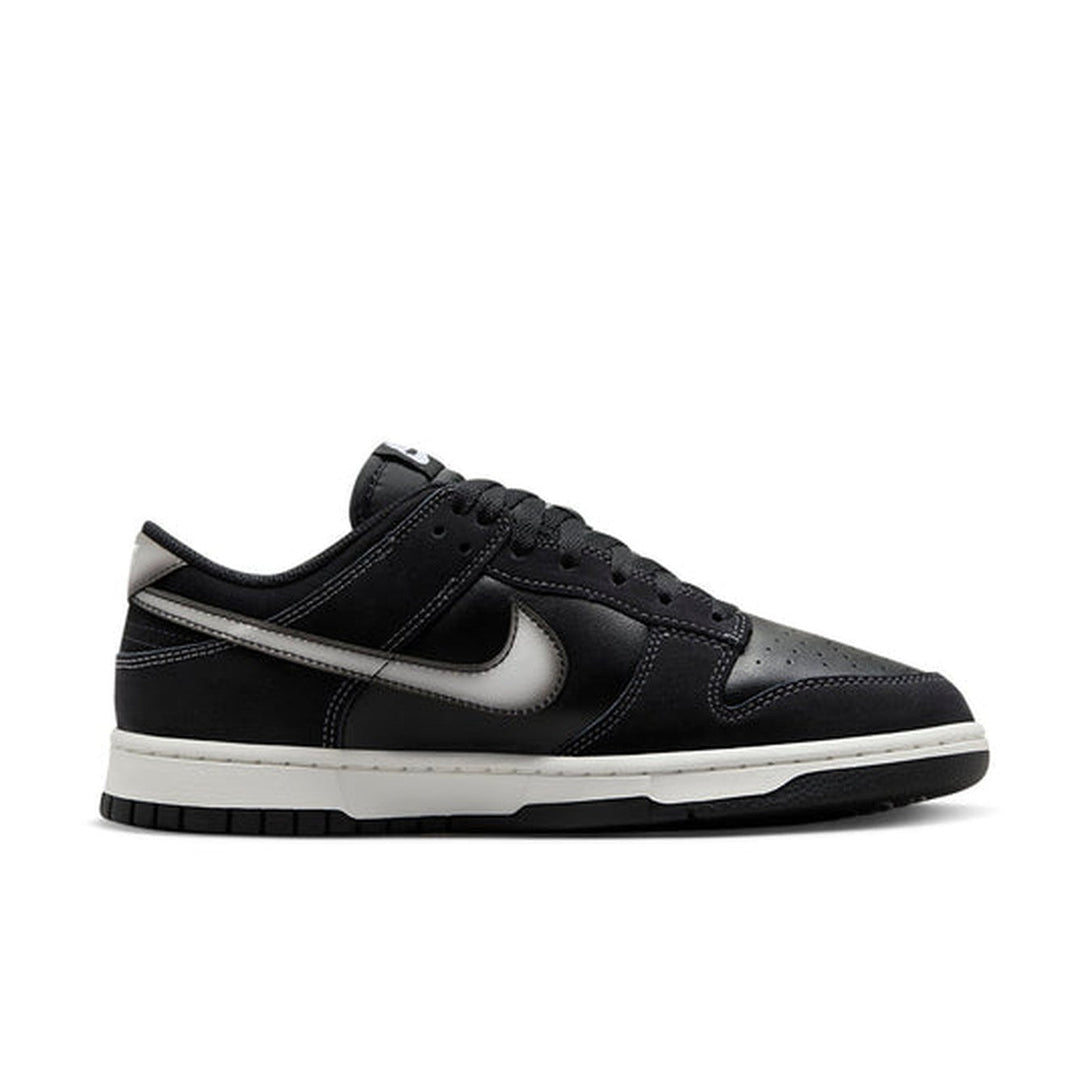 Nike Dunk Low 'Airbrush - Black'- Streetwear Fashion 950 - levefly.com