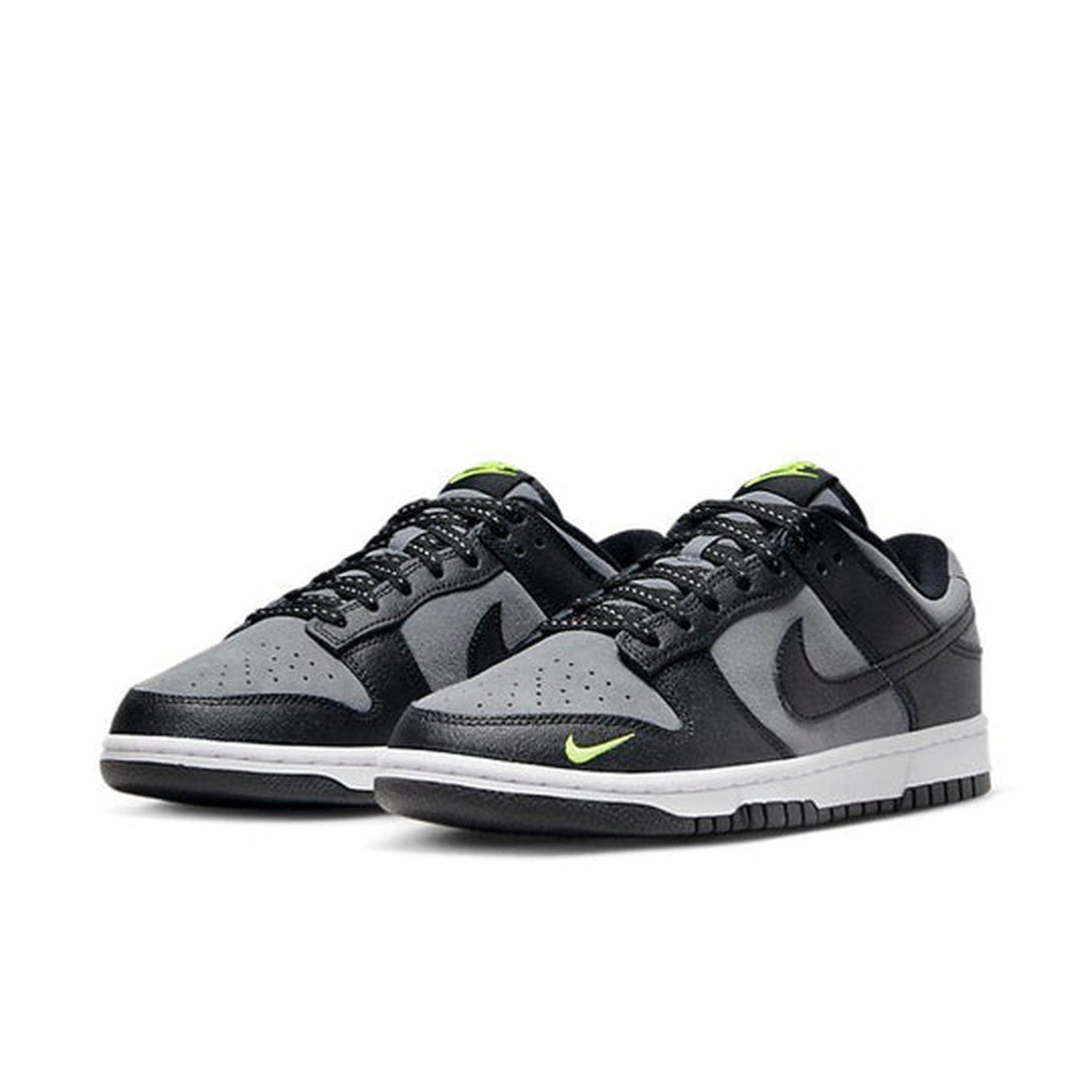 Nike Dunk Low 'Black Grey Green Strike'- Streetwear Fashion 950 - levefly.com