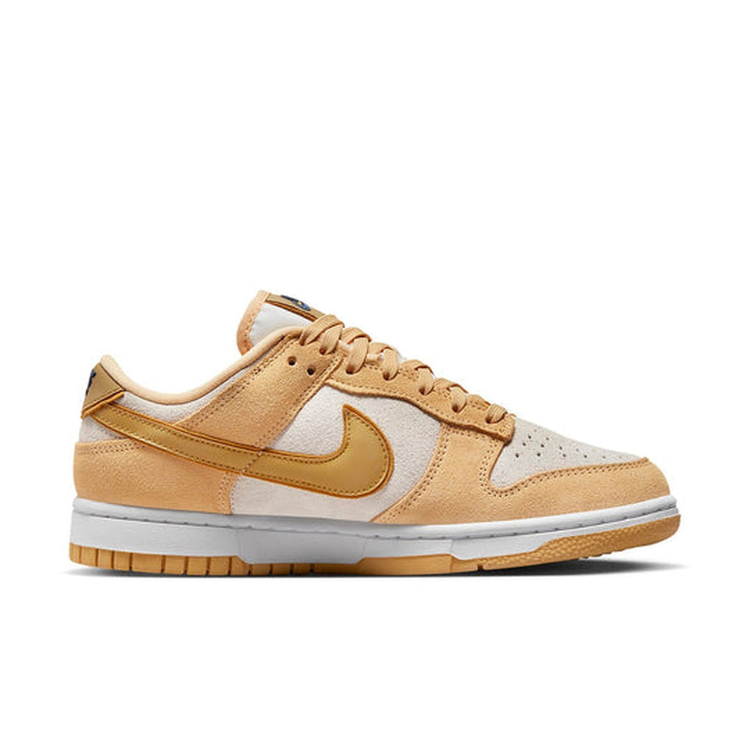 Nike Dunk Low 'Celestial Gold Suede'- Streetwear Fashion 950 - levefly.com