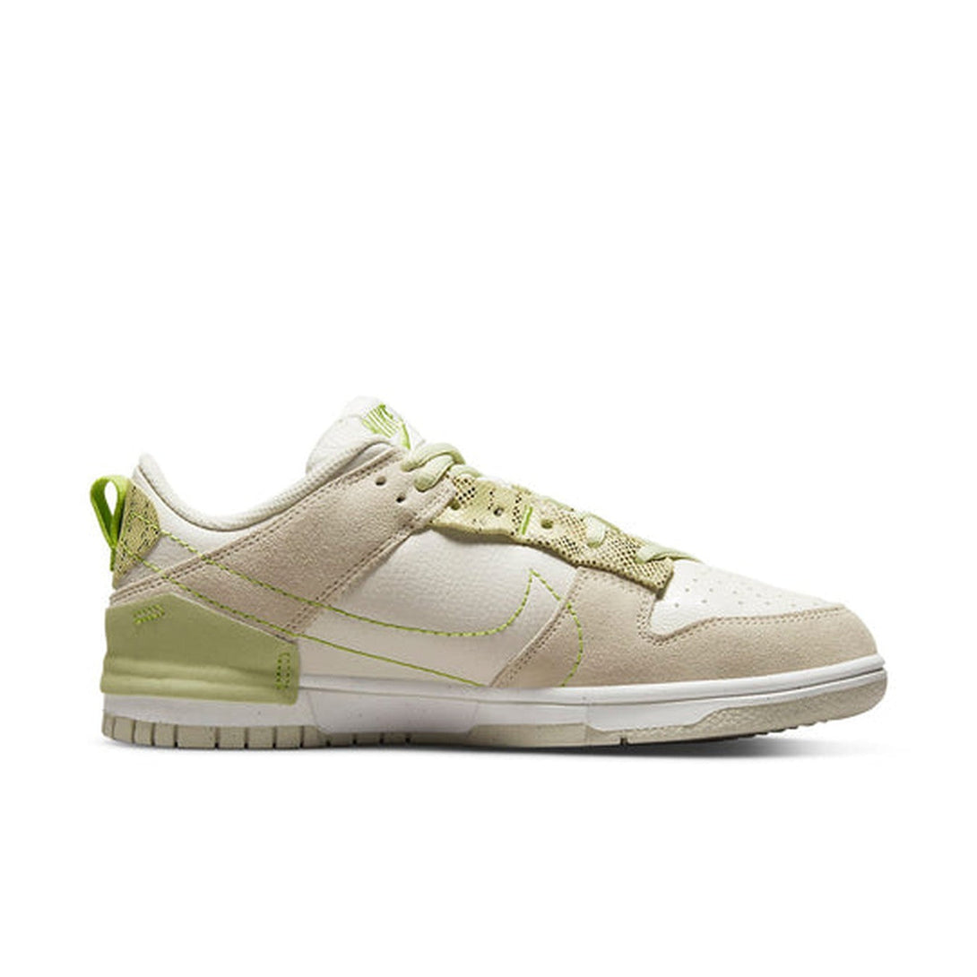 Nike Dunk Low Disrupt 2 'Green Snake'- Streetwear Fashion 950 - levefly.com