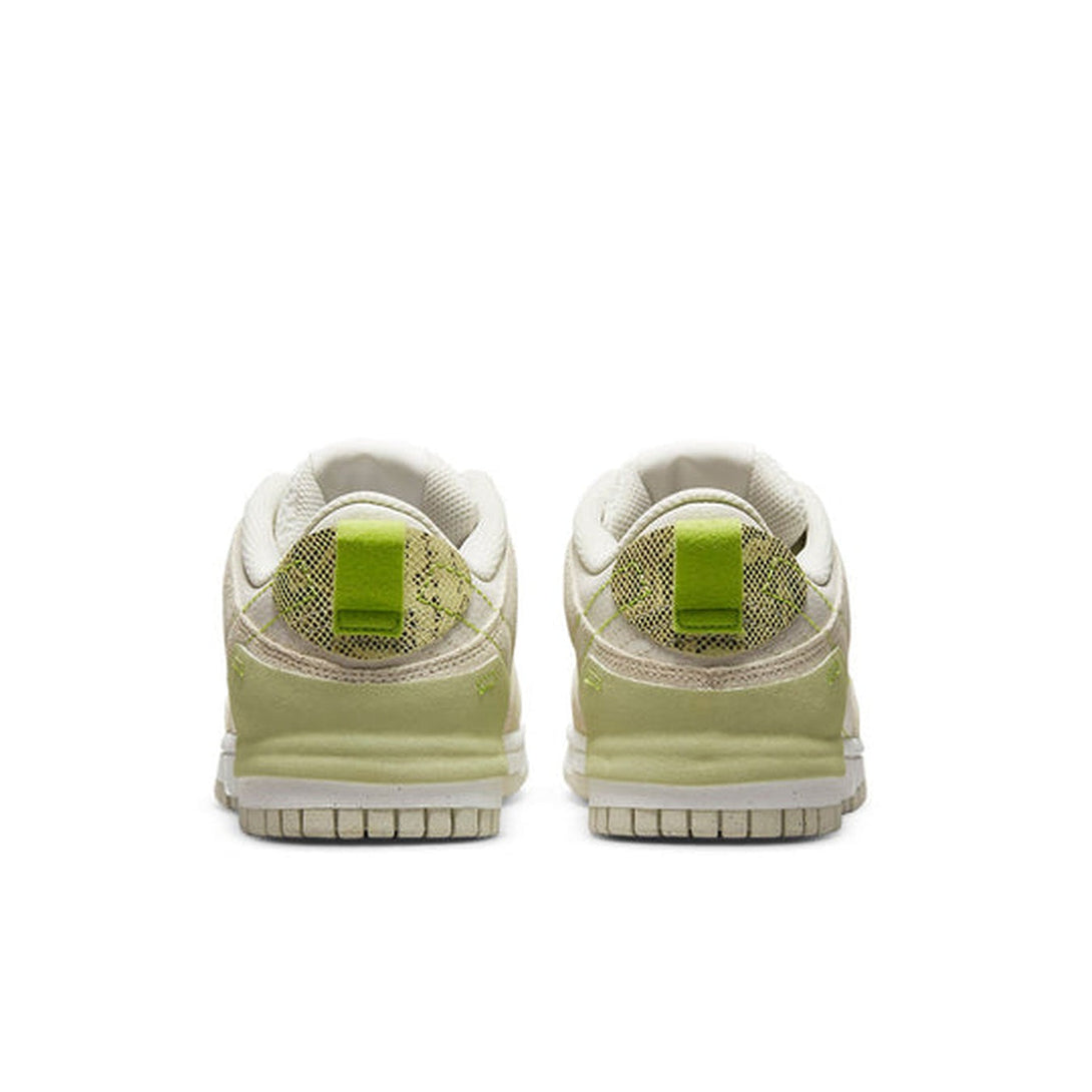 Nike Dunk Low Disrupt 2 'Green Snake'- Streetwear Fashion 950 - levefly.com