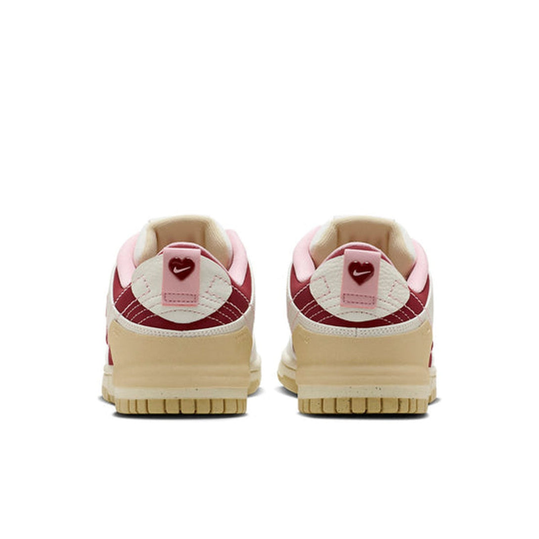 Nike Dunk Low Disrupt 2 'Valentine's Day'- Streetwear Fashion 950 - levefly.com