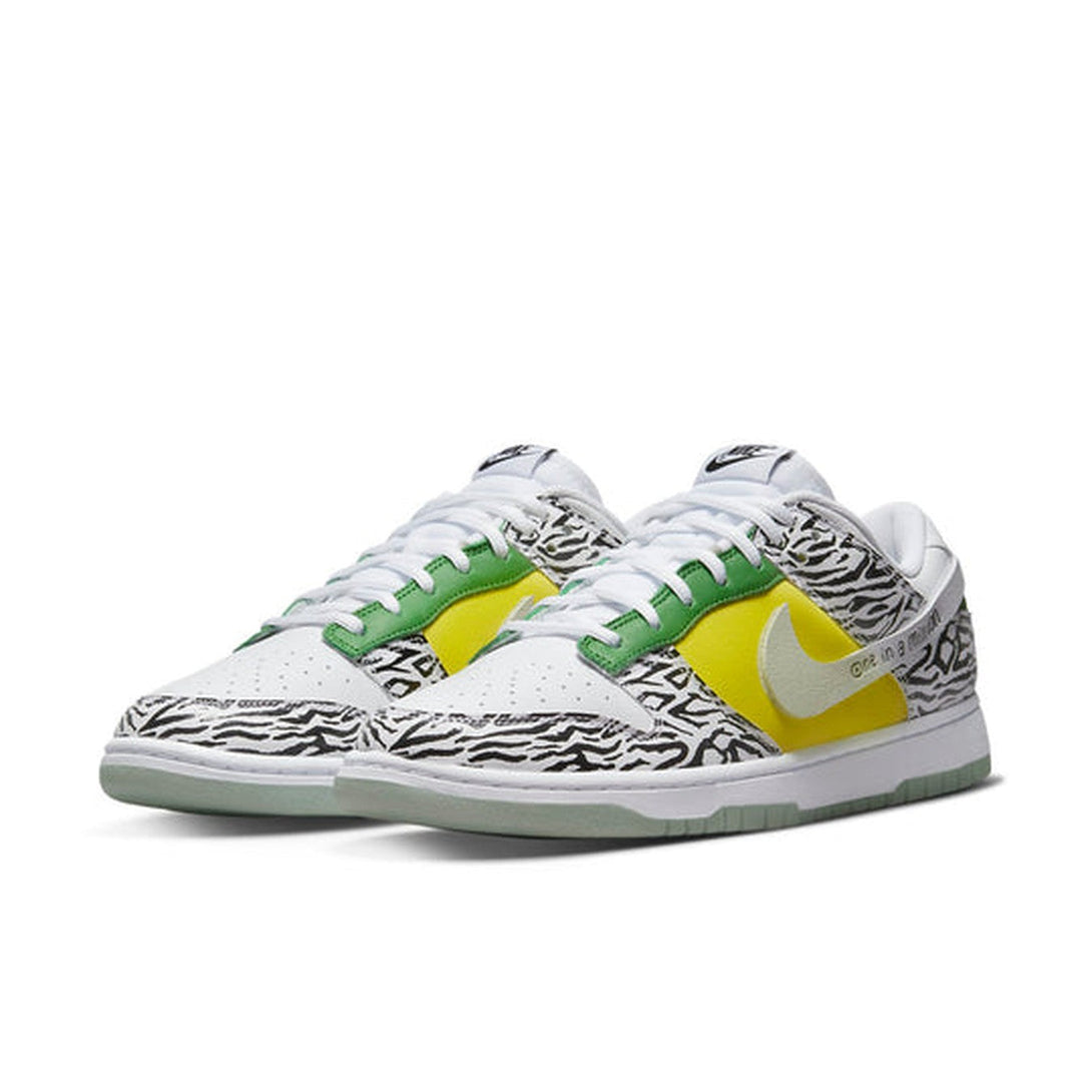 Nike Dunk Low 'Doernbecher 2022'- Streetwear Fashion 950 - levefly.com