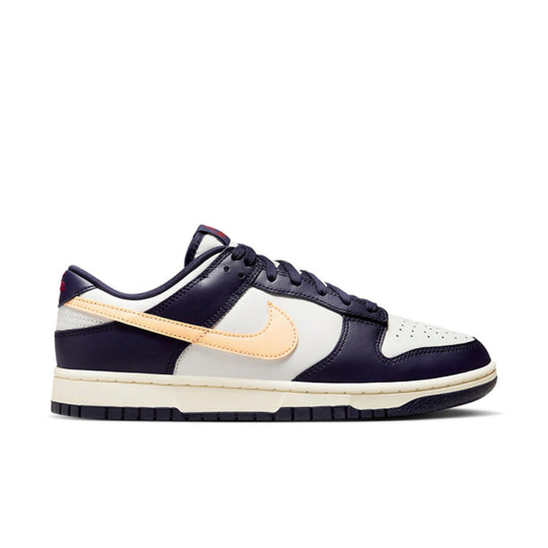 Nike Dunk Low 'From Nike To You'- Streetwear Fashion 950 - levefly.com