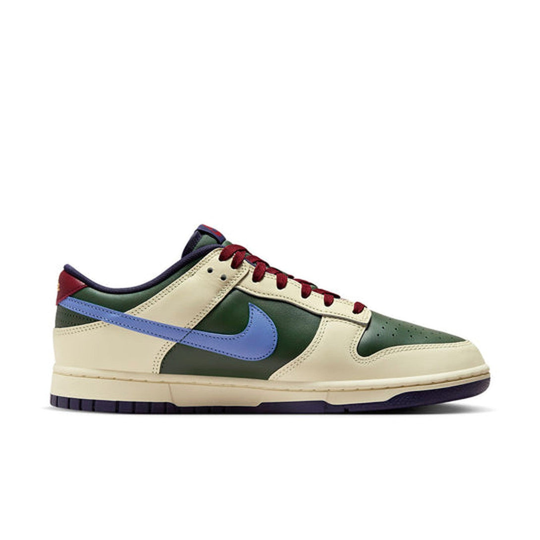 Nike Dunk Low 'From Nike,To You'- Streetwear Fashion 950 - levefly.com