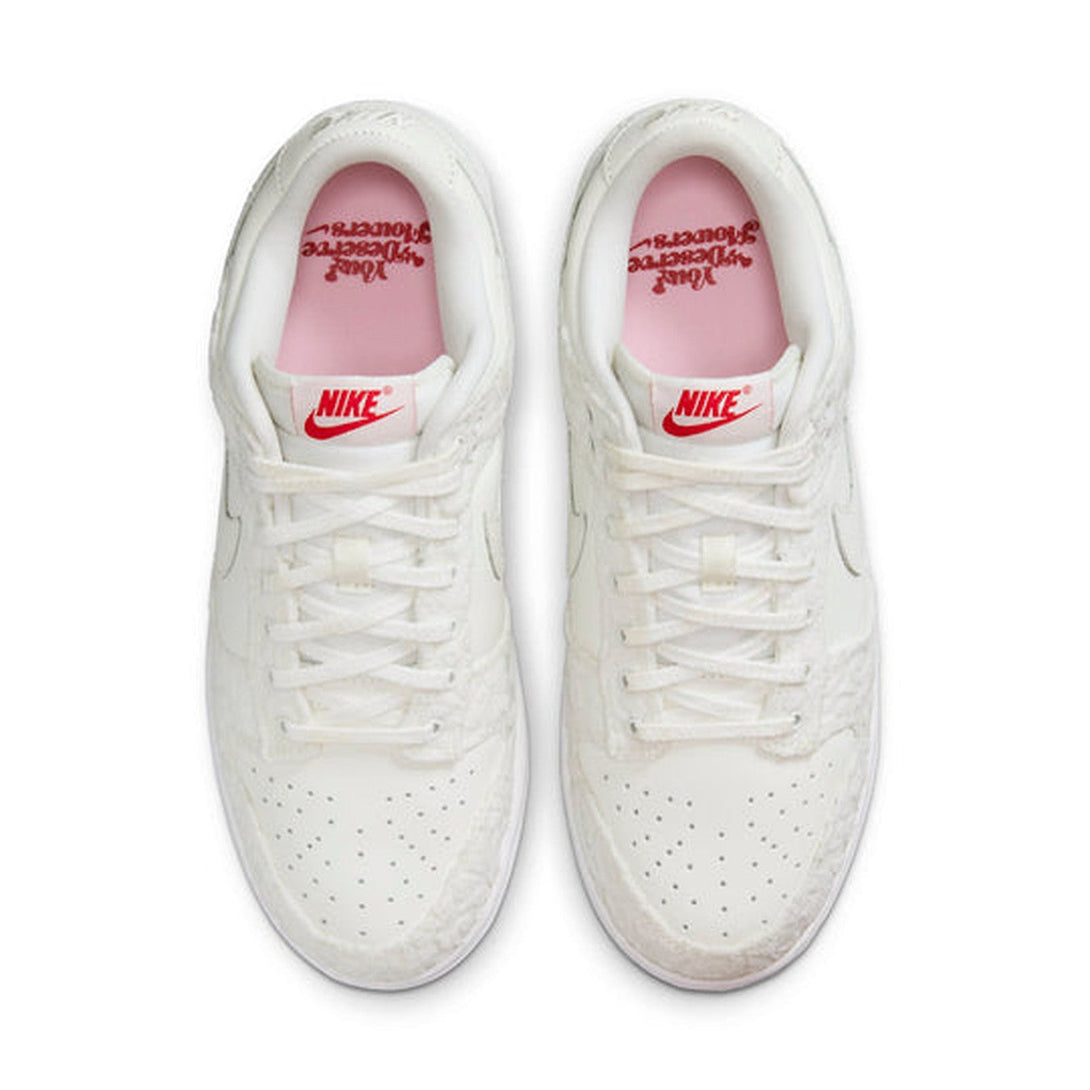 Nike Dunk Low 'Give Her Flowers'- Streetwear Fashion 950 - levefly.com