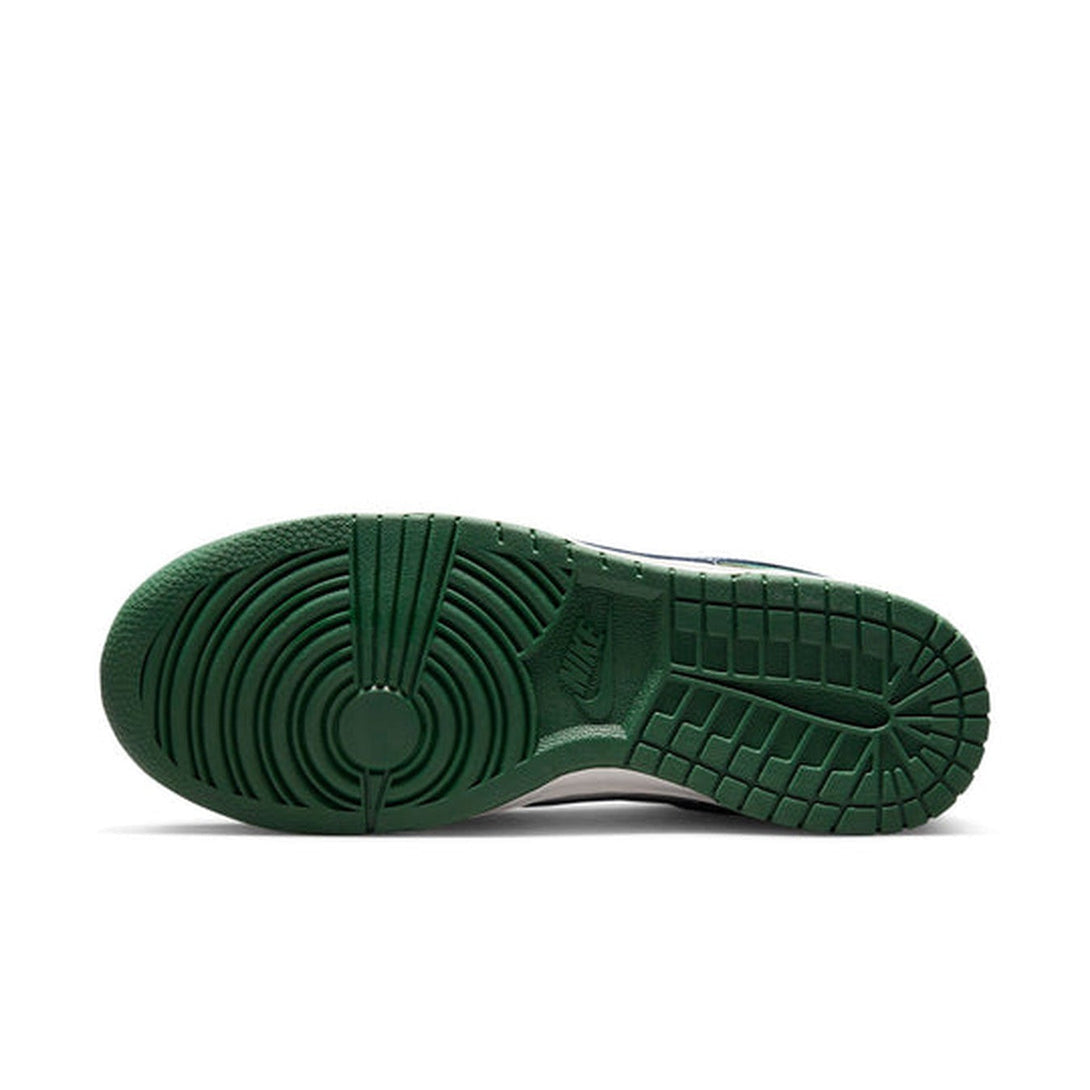 Nike Dunk Low 'Gorge Green'- Streetwear Fashion 950 - levefly.com