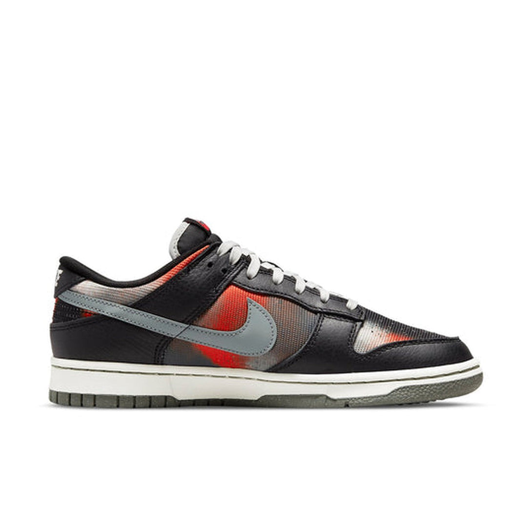 Nike Dunk Low 'Graffiti Pack - Black Red'- Streetwear Fashion 950 - levefly.com