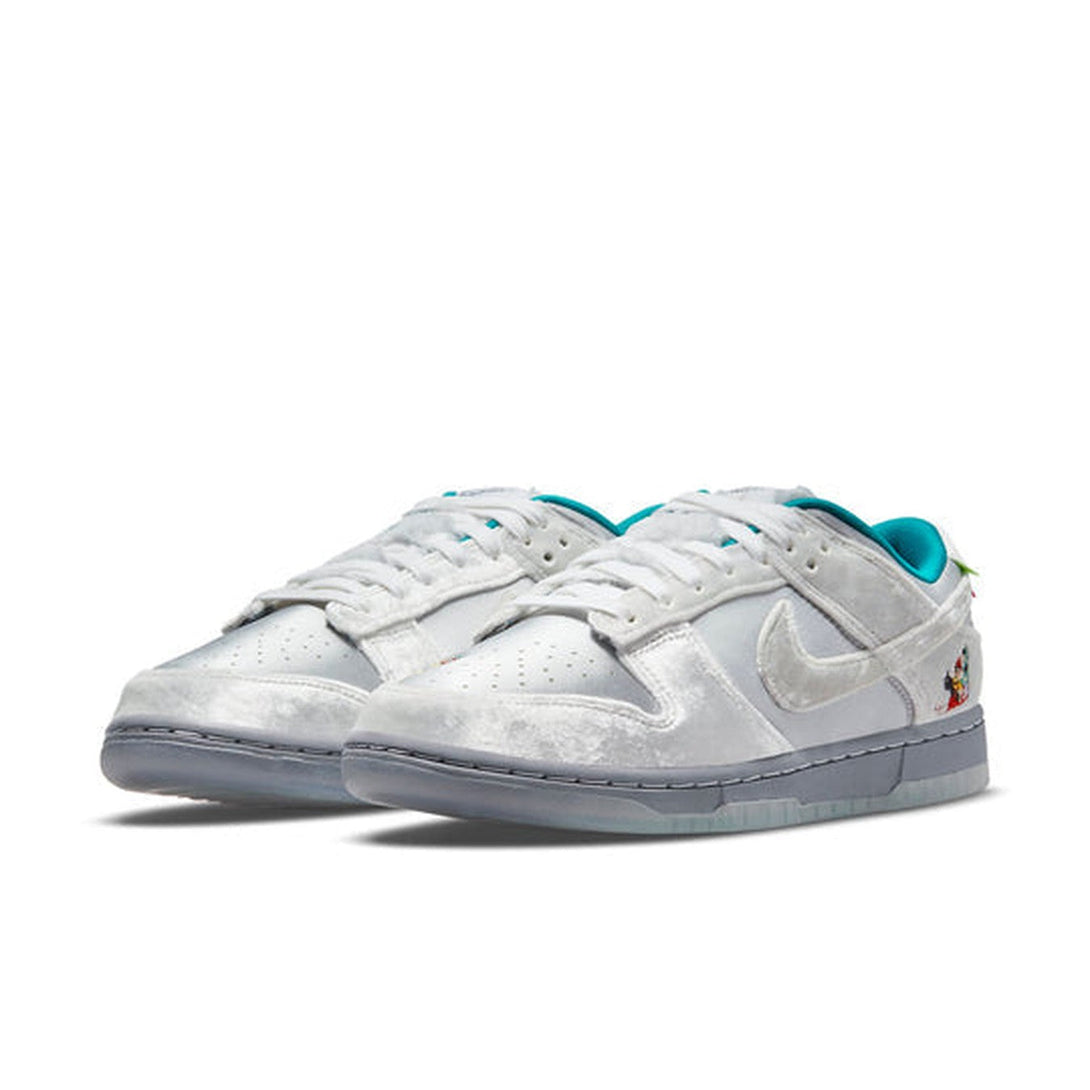 Nike Dunk Low 'Ice'- Streetwear Fashion 950 - levefly.com