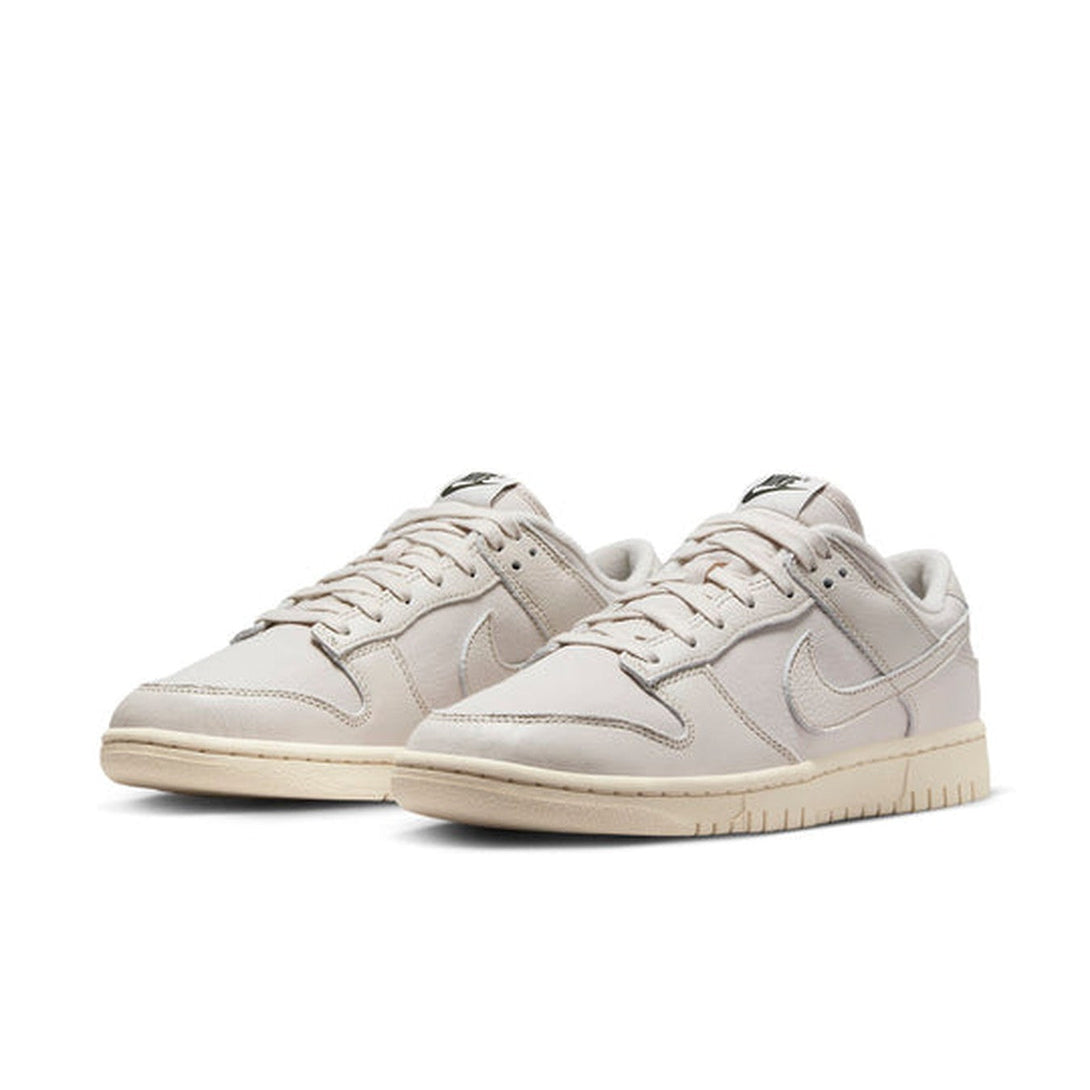 Nike Dunk Low 'Light Orewood Brown'- Streetwear Fashion 950 - levefly.com