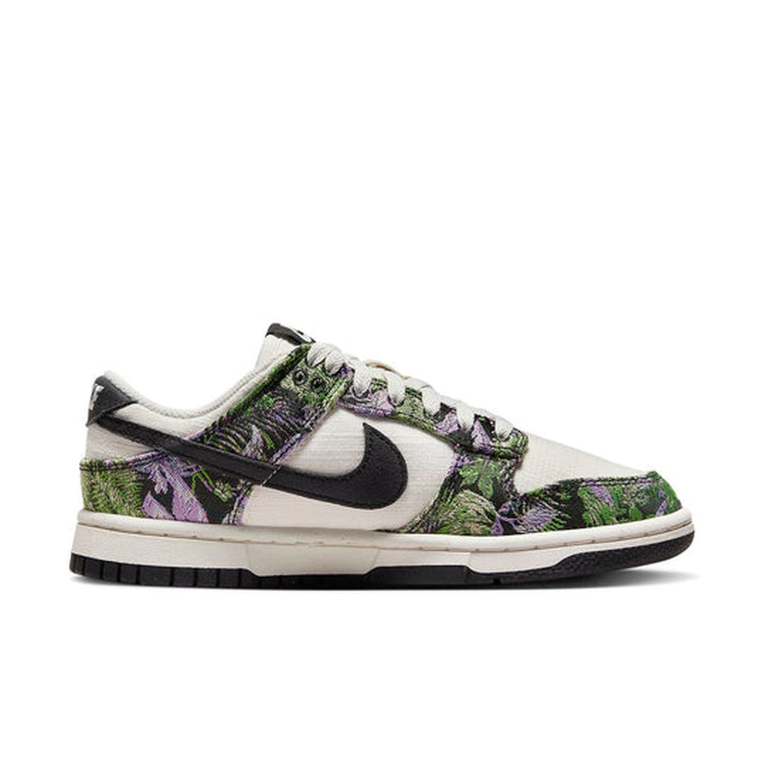 Nike Dunk Low Next Nature 'Floral Tapestry'- Streetwear Fashion 950 - levefly.com