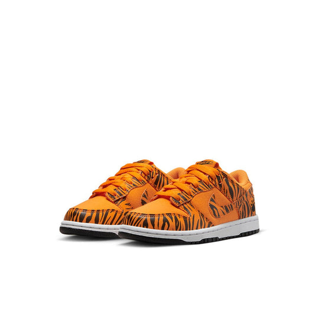 Nike Dunk Low Next Nature 'Tiger Stripes'- Streetwear Fashion 950 - levefly.com