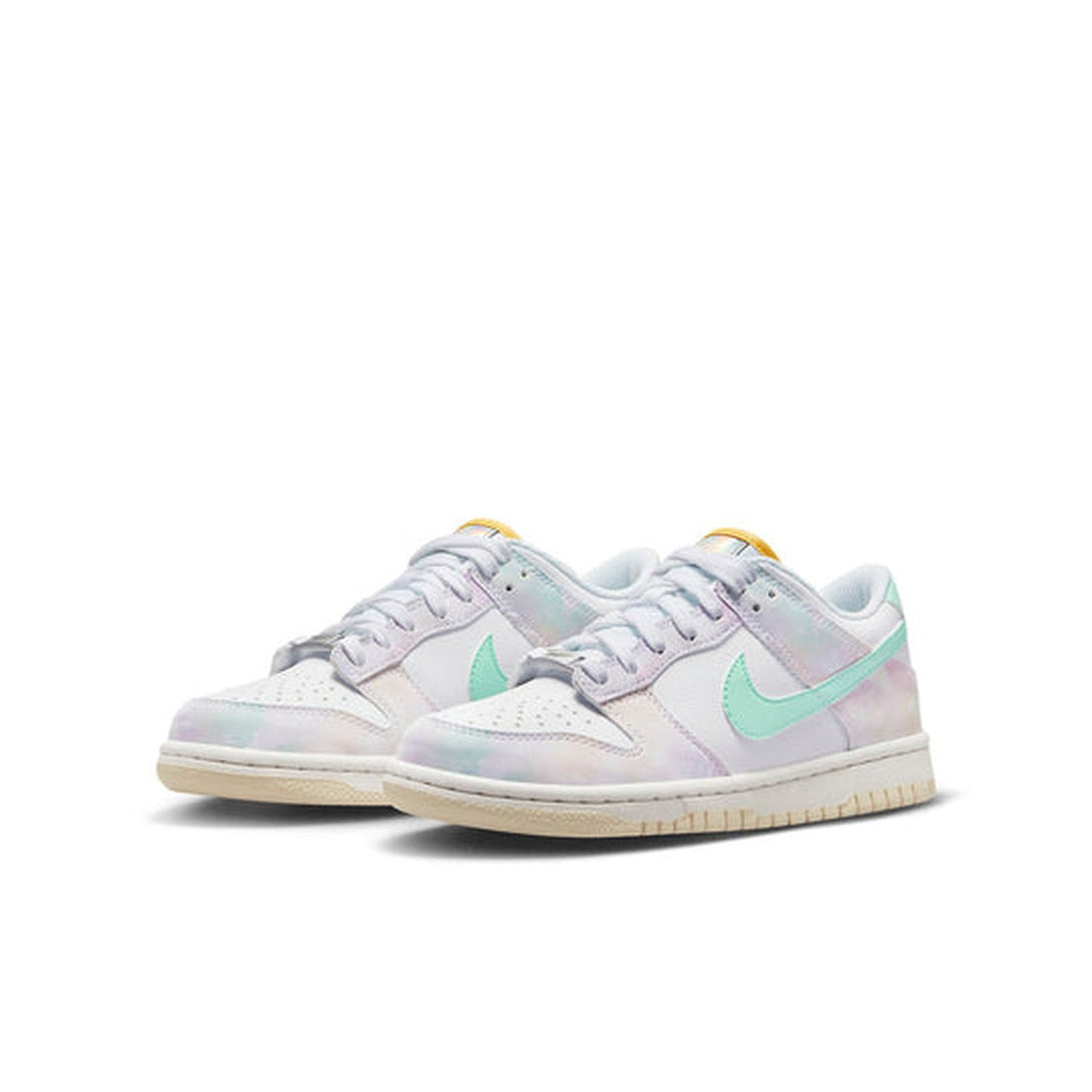 Nike Dunk Low 'Paisley Print'- Streetwear Fashion 950 - levefly.com