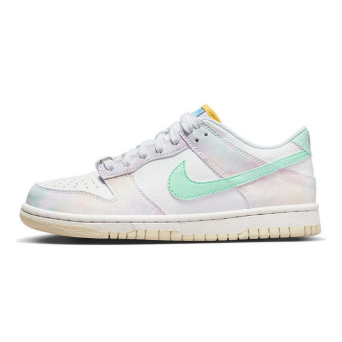 Nike Dunk Low 'Paisley Print'- Streetwear Fashion 950 - levefly.com