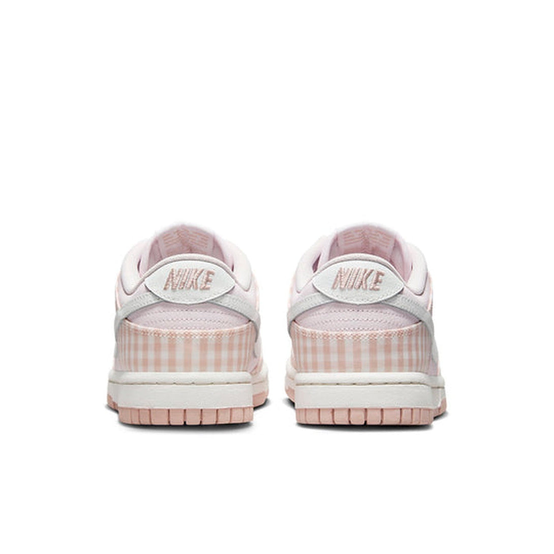 Nike Dunk Low 'Pearl Pink Oxford Summit White'- Streetwear Fashion 950 - levefly.com