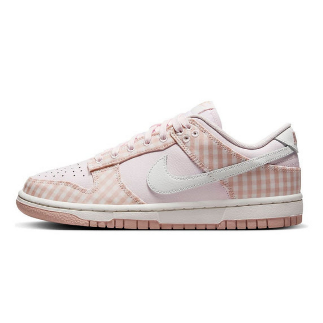 Nike Dunk Low 'Pearl Pink Oxford Summit White'- Streetwear Fashion 950 - levefly.com