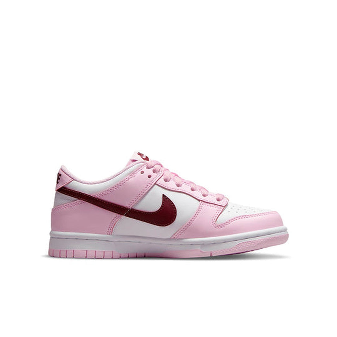 Nike Dunk Low 'Pink Foam'- Streetwear Fashion 950 - levefly.com