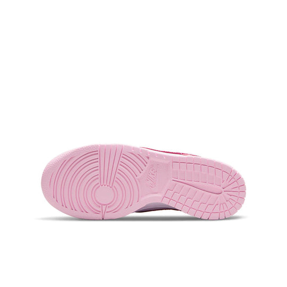 Nike Dunk Low 'Pink Foam'- Streetwear Fashion 950 - levefly.com