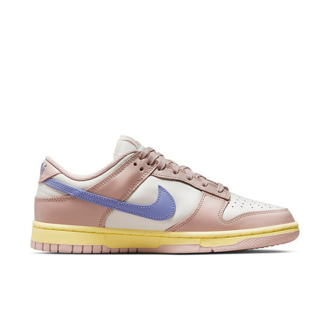 Nike Dunk Low 'Pink Oxford'- Streetwear Fashion 950 - levefly.com