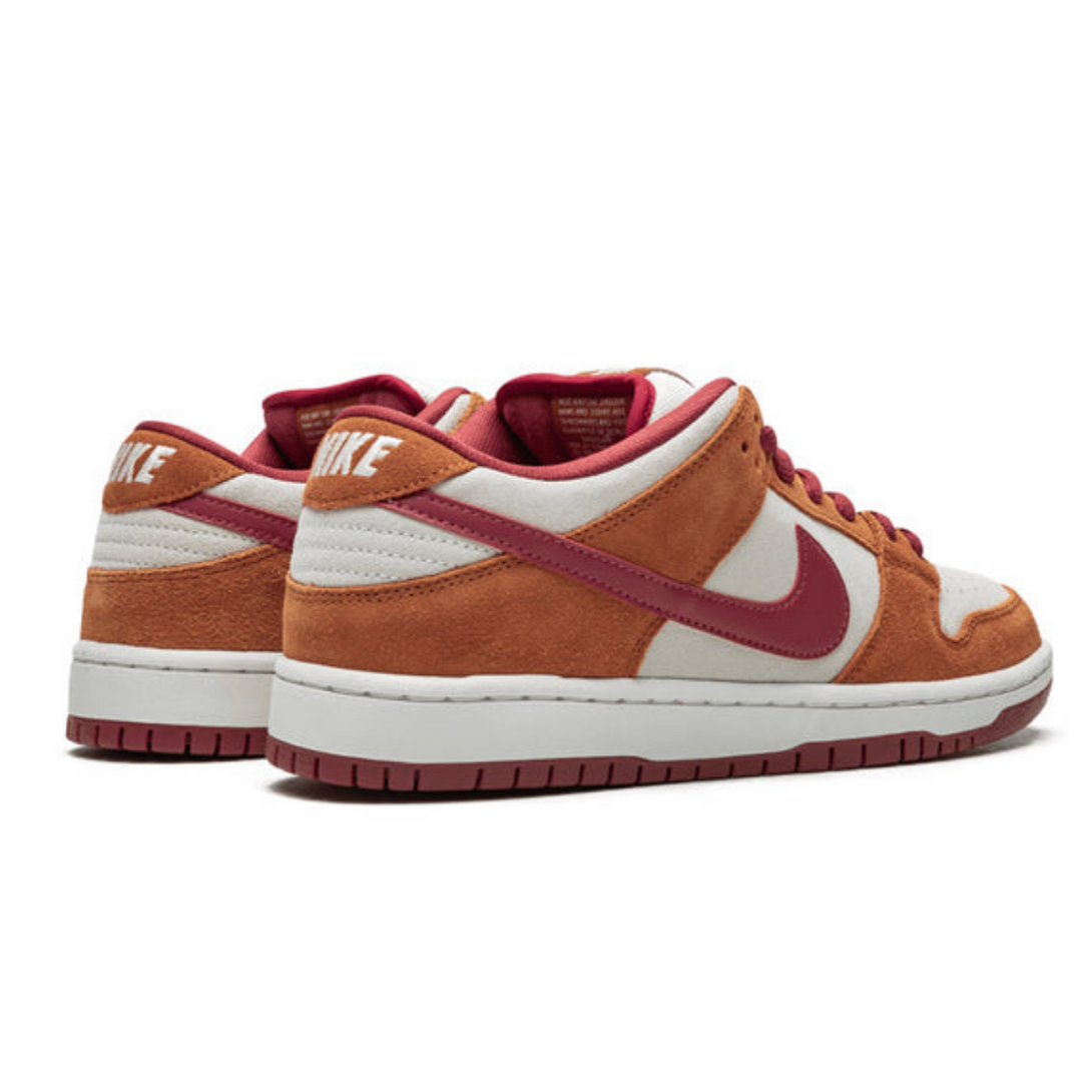 Nike Dunk Low Pro SB 'Dark Russet'- Streetwear Fashion 950 - levefly.com