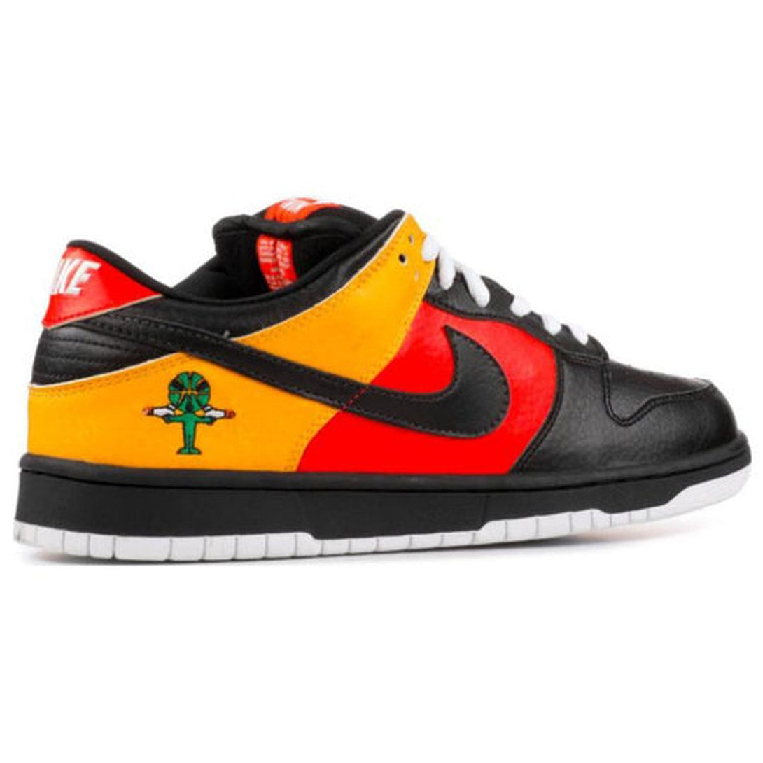 Nike Dunk Low Pro SB Skateboard 'Orange Raygun'- Streetwear Fashion 950 - levefly.com