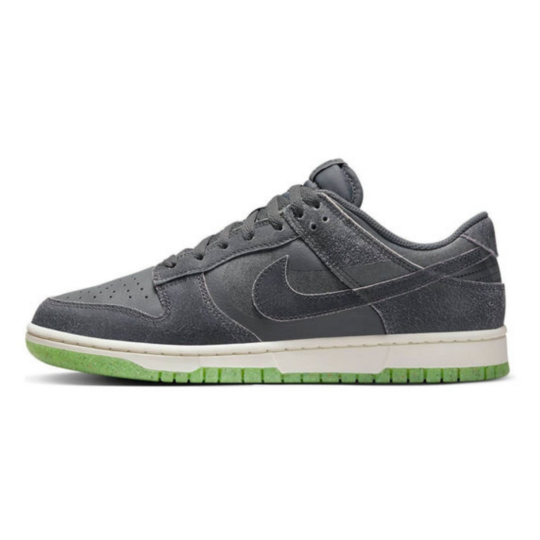 Nike Dunk Low SE 'Halloween - Cauldron'- Streetwear Fashion 950 - levefly.com