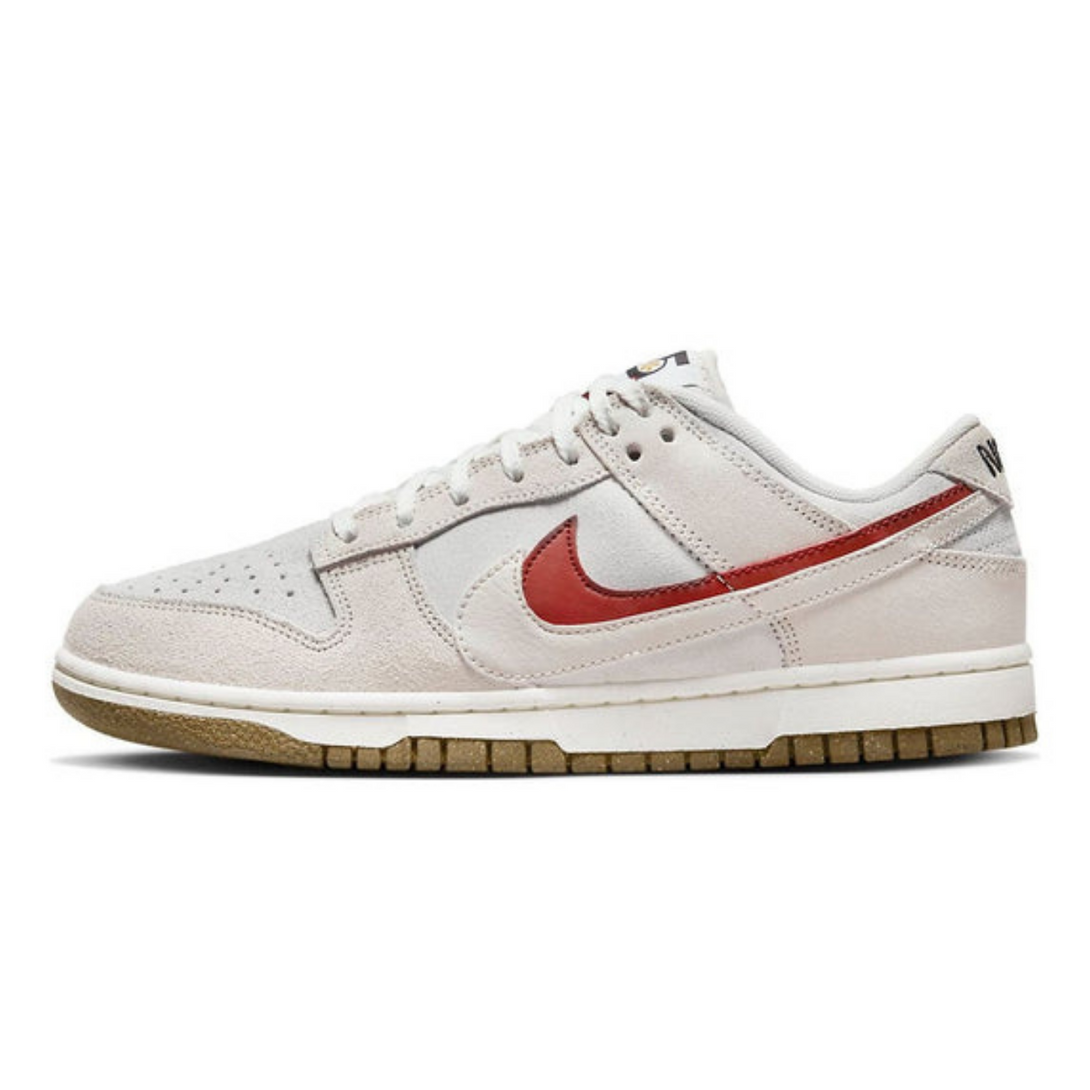 Nike Dunk Low SE 'Sail Coconut Milk'- Streetwear Fashion 950 - levefly.com