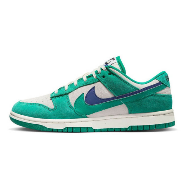 Nike Dunk Low SE 'Sail Neptune Green'- Streetwear Fashion 950 - levefly.com