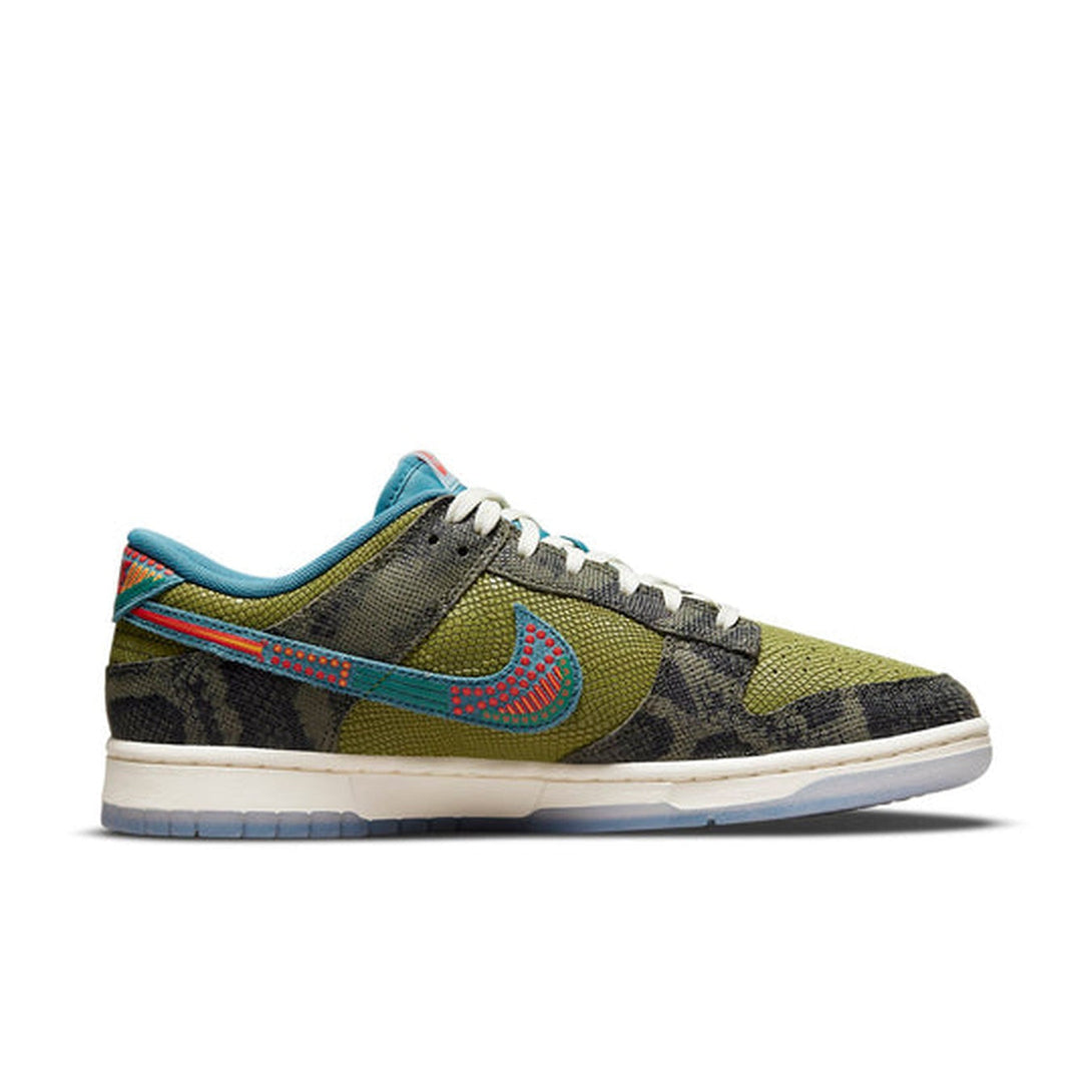 Nike Dunk Low 'SiEMPRE Familia'- Streetwear Fashion 950 - levefly.com