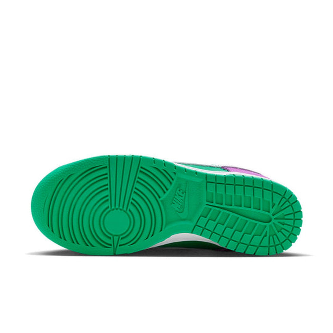 Nike Dunk Low 'Stadium Green Fuchsia'- Streetwear Fashion 950 - levefly.com