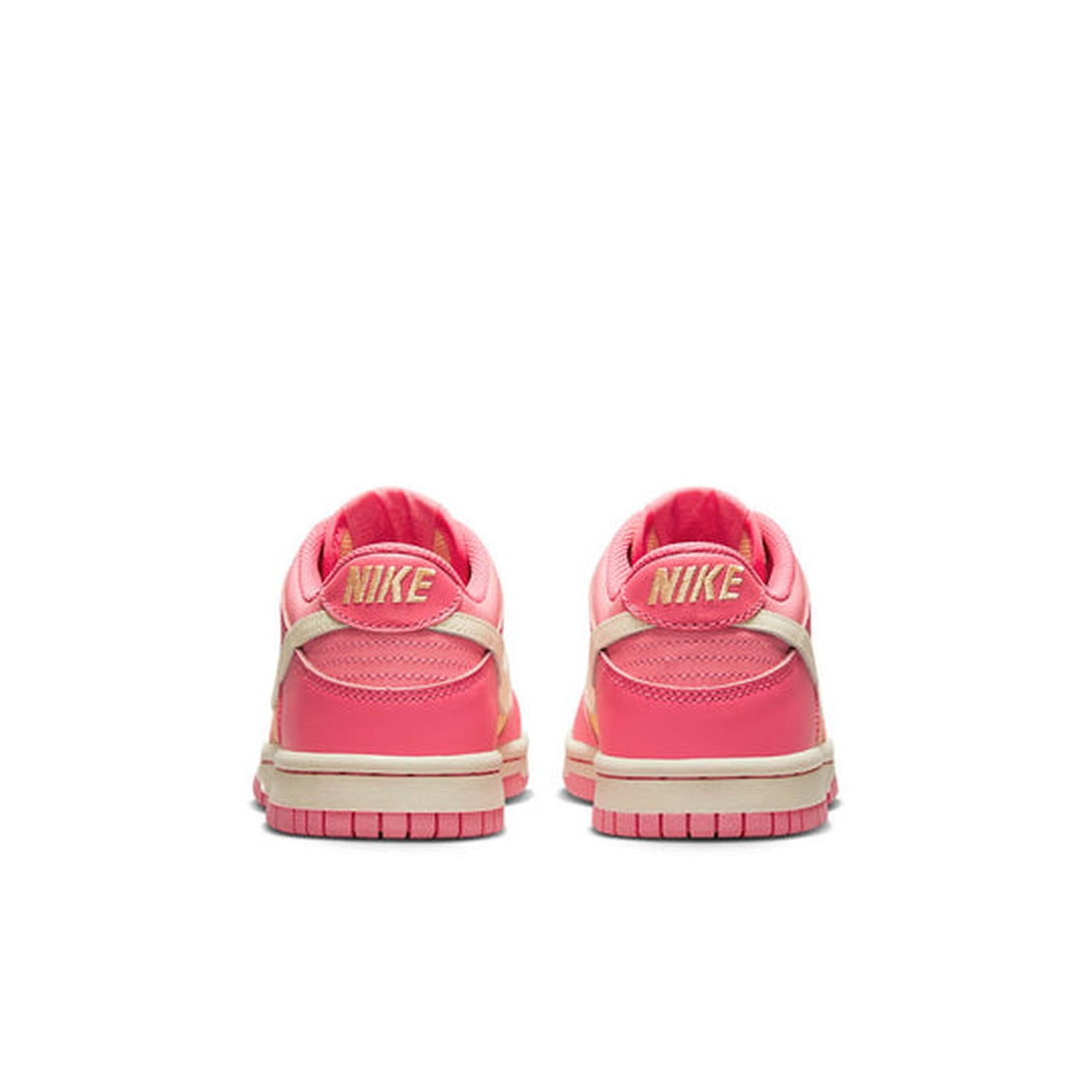 Nike Dunk Low 'Strawberry Peach Cream'- Streetwear Fashion 950 - levefly.com