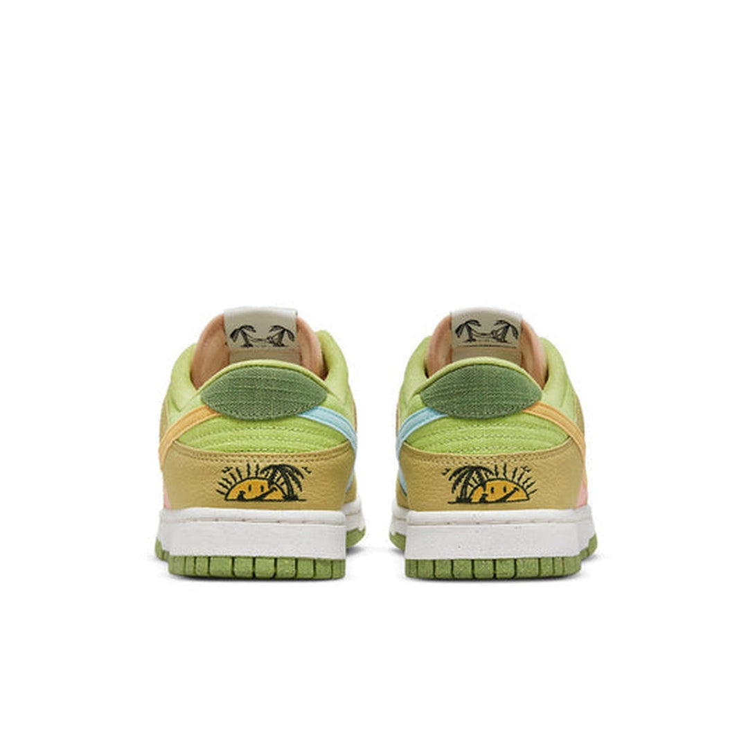 Nike Dunk Low 'Sun Club - Arctic Orange Sanded Gold'- Streetwear Fashion 950 - levefly.com