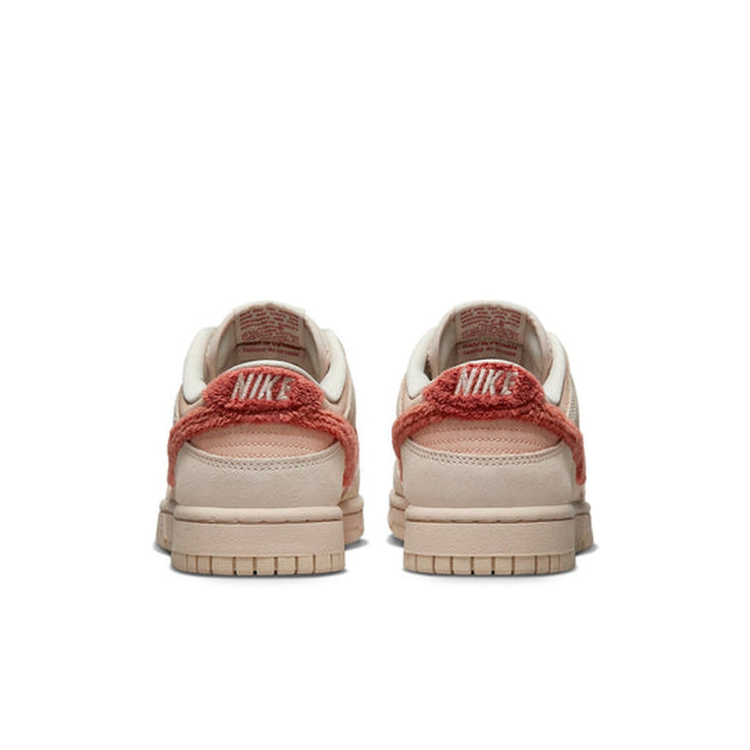 Nike Dunk Low 'Terry Swoosh'- Streetwear Fashion 950 - levefly.com