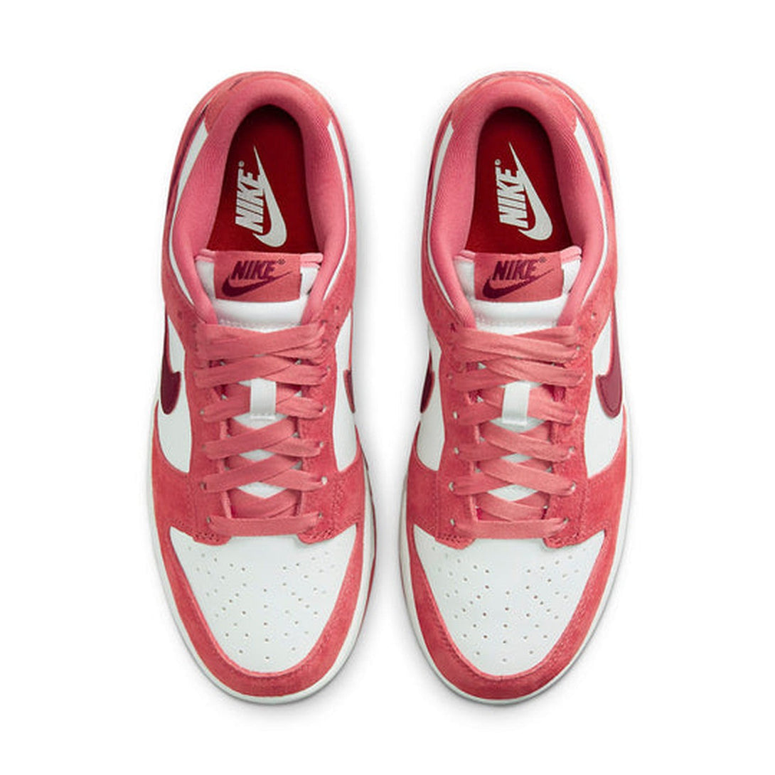 Nike Dunk Low 'Valentines Day'- Streetwear Fashion 950 - levefly.com