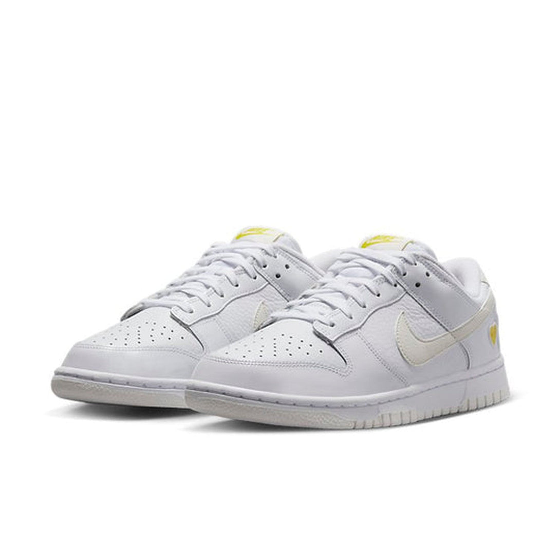 Nike Dunk Low 'Valentine's Day - Yellow Heart'- Streetwear Fashion 950 - levefly.com