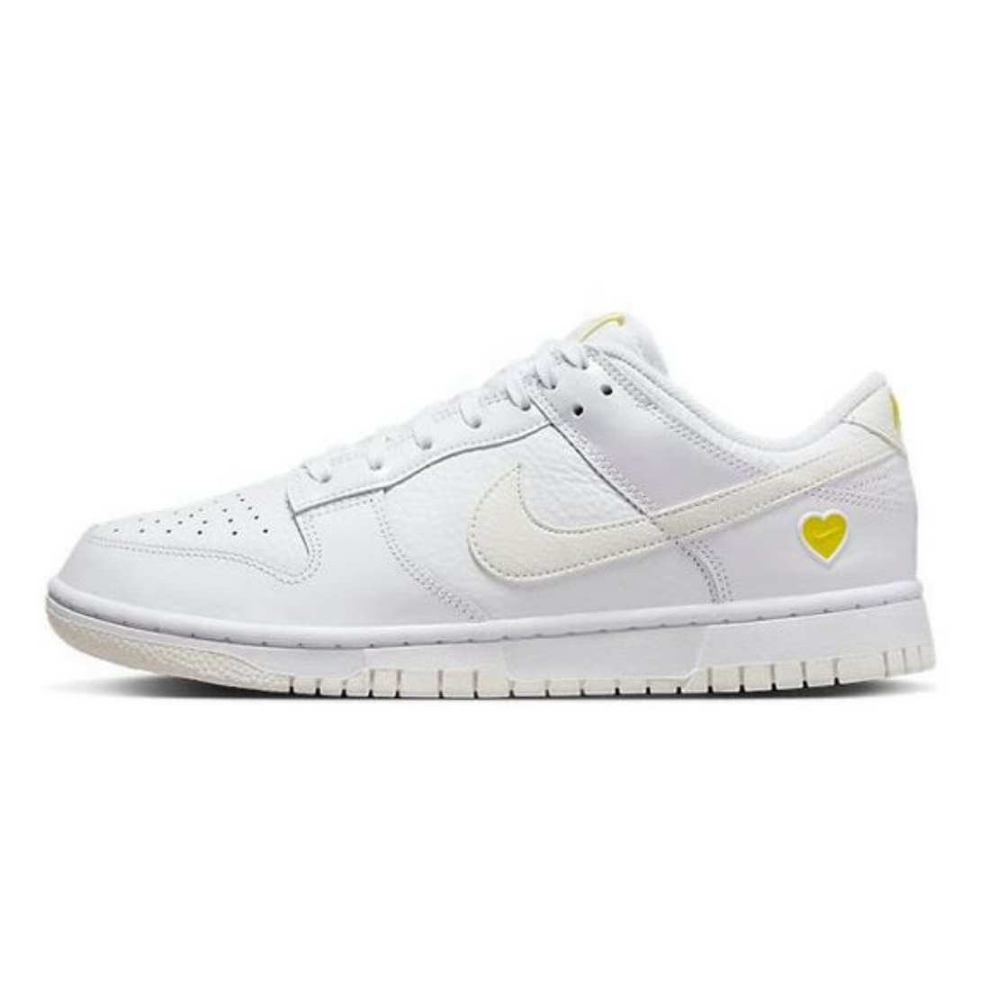 Nike Dunk Low 'Valentine's Day - Yellow Heart'- Streetwear Fashion 950 - levefly.com