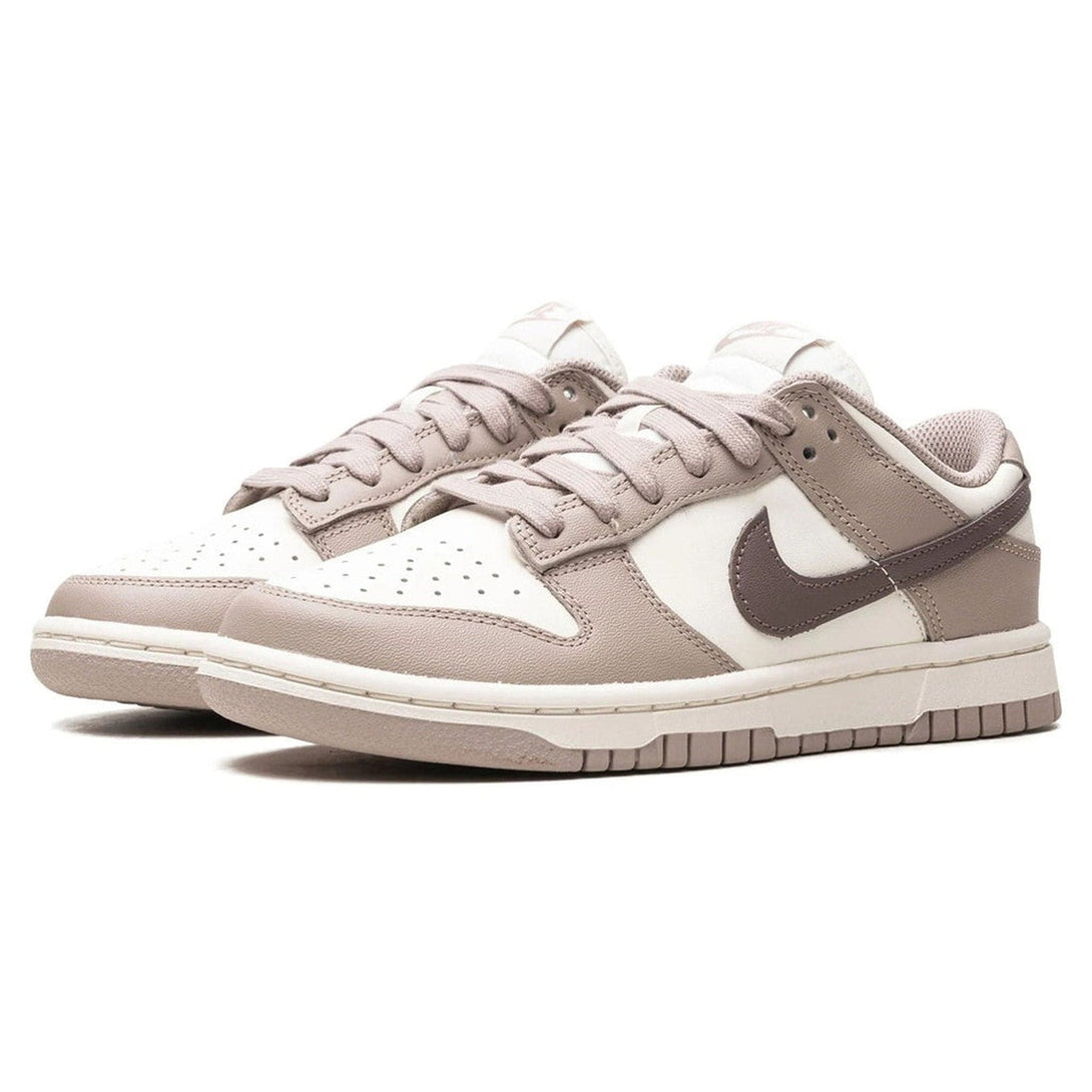 Nike Dunk Low Wmns 'Diffused Taupe'- Streetwear Fashion 950 - levefly.com