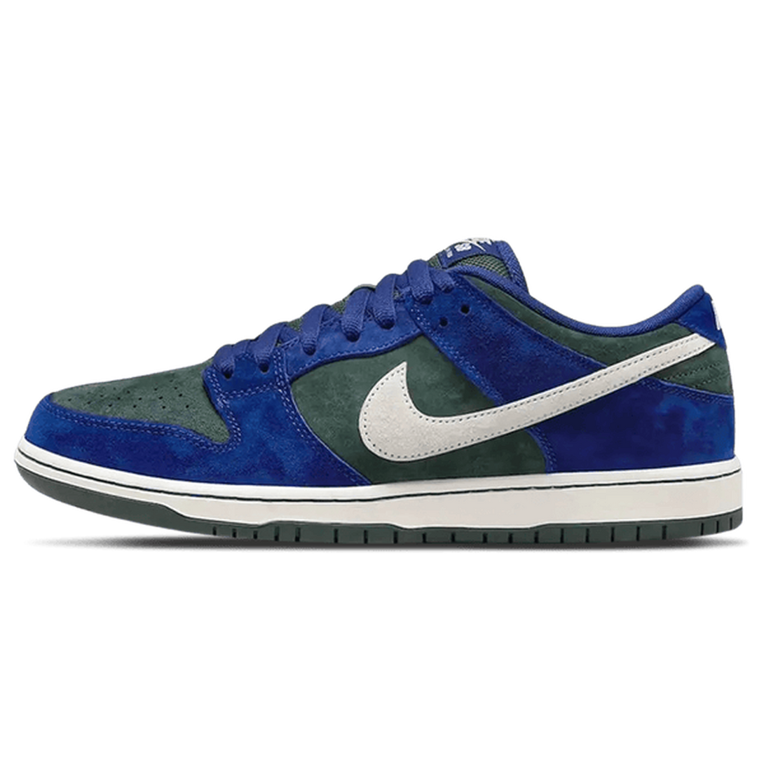 Nike Dunk SB Low 'Deep Royal Blue'- Streetwear Fashion 950 - levefly.com