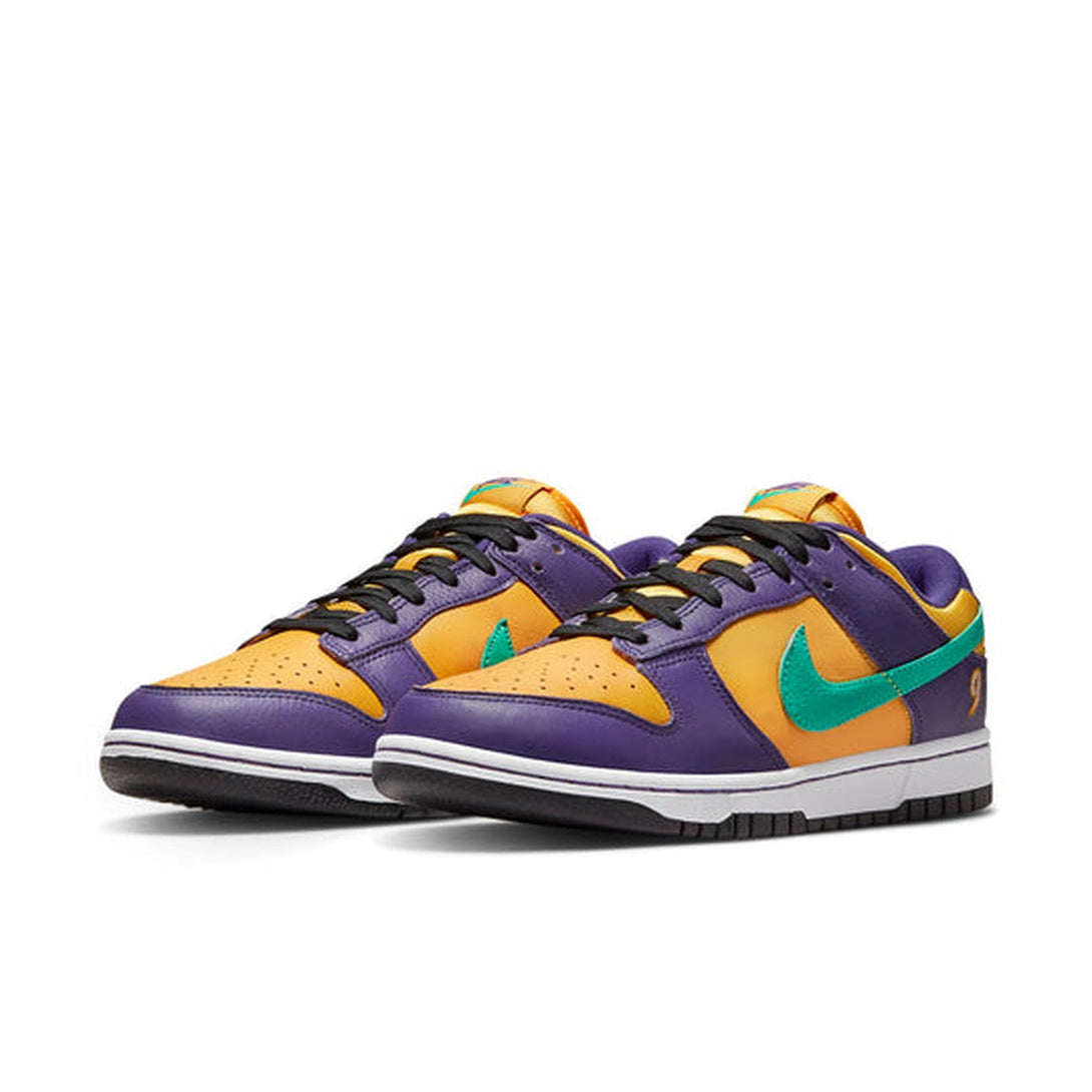 Nike Lisa Leslie x Dunk Low 'Sparks'- Streetwear Fashion 950 - levefly.com