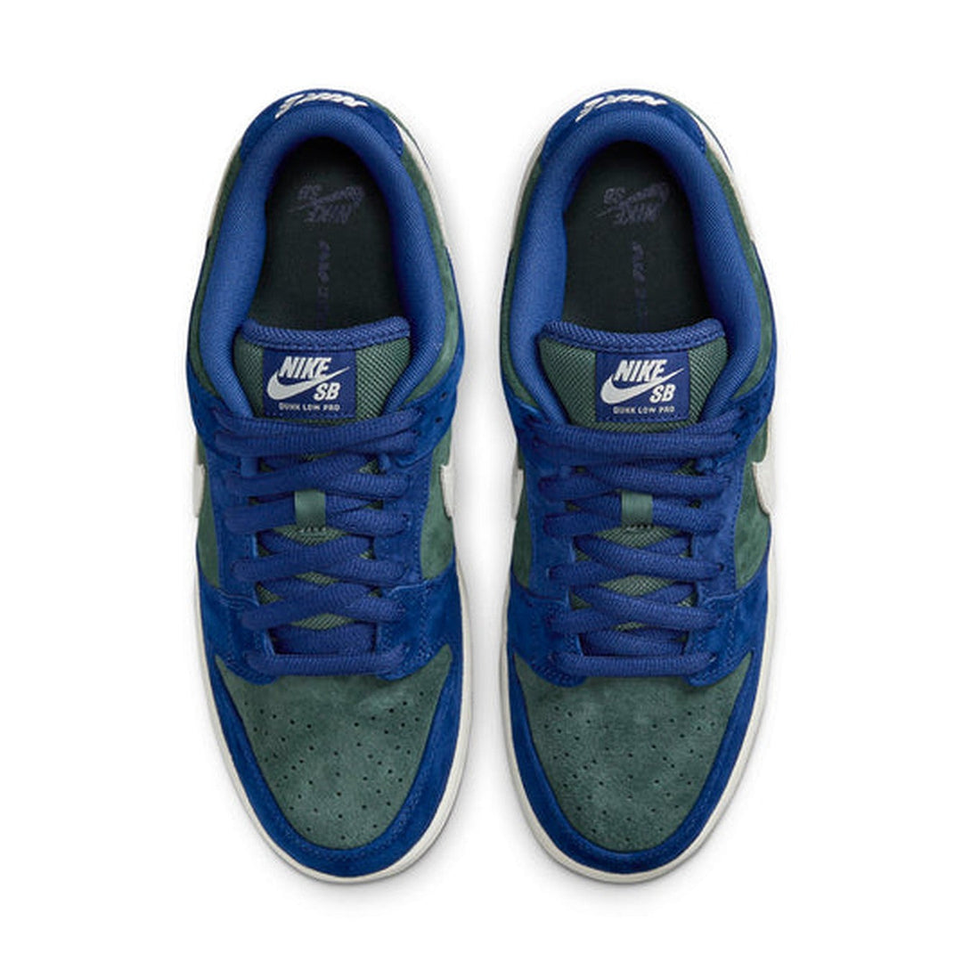 Nike SB Dunk Low 'Deep Royal Blue'- Streetwear Fashion 950 - levefly.com