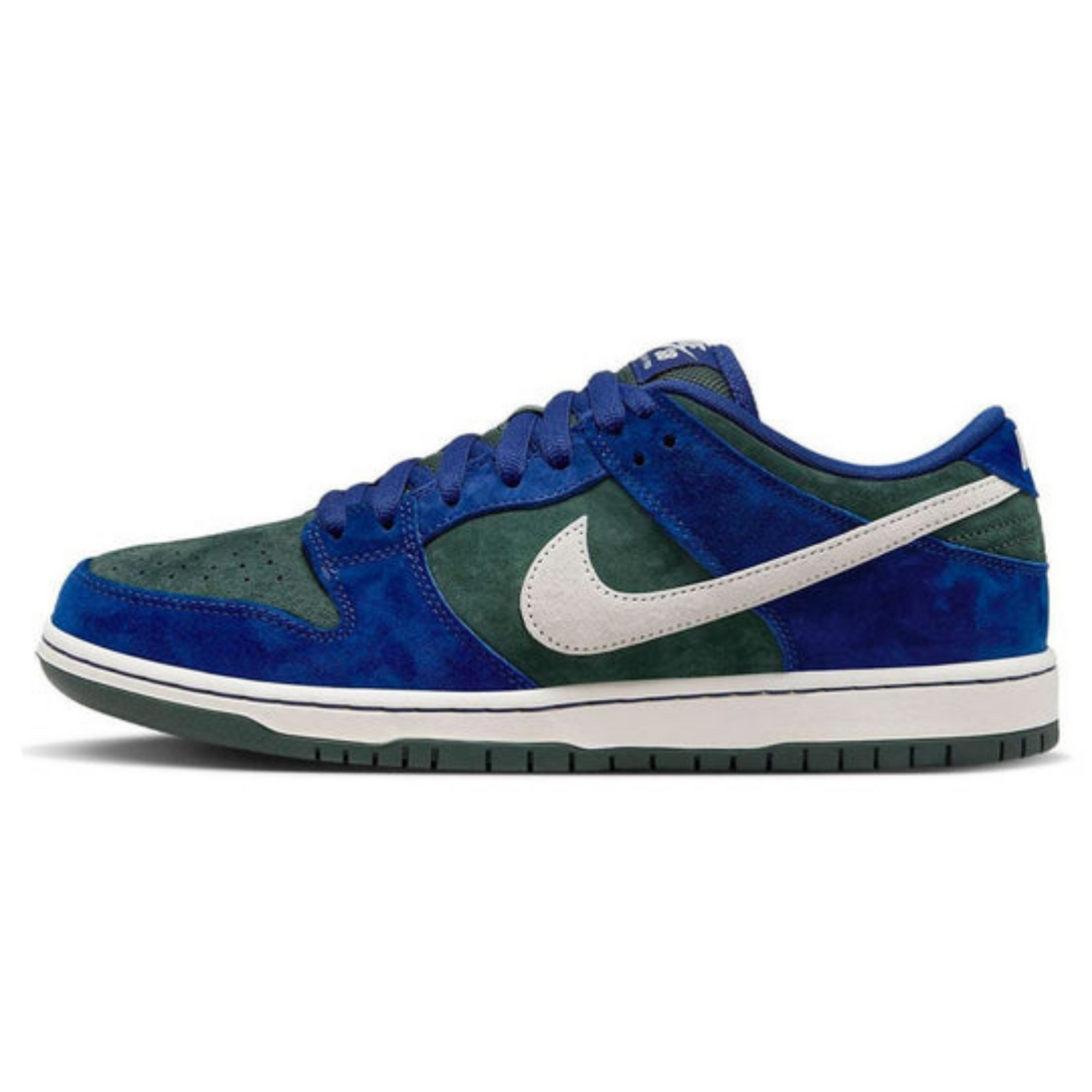 Nike SB Dunk Low 'Deep Royal Blue'- Streetwear Fashion 950 - levefly.com