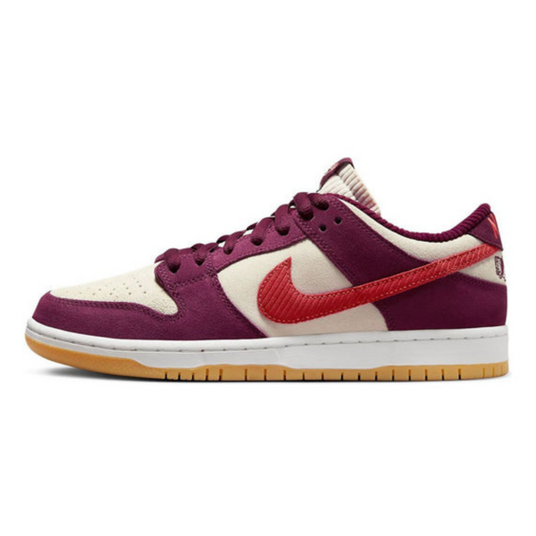 Nike SB Dunk Low 'Summit White Barely Rose University Red'- Streetwear Fashion 950 - levefly.com