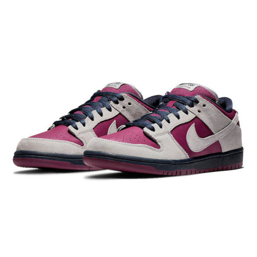 Nike SB Dunk Low 'True Berry'- Streetwear Fashion 950 - levefly.com