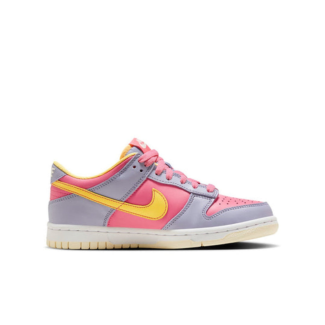 Nike Youth Dunk Low 'Pure Platinum'- Streetwear Fashion 950 - levefly.com