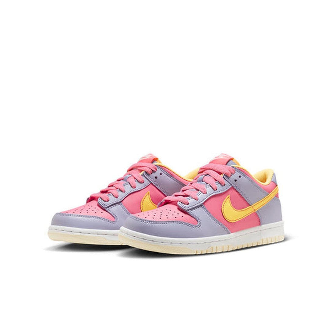 Nike Youth Dunk Low 'Pure Platinum'- Streetwear Fashion 950 - levefly.com