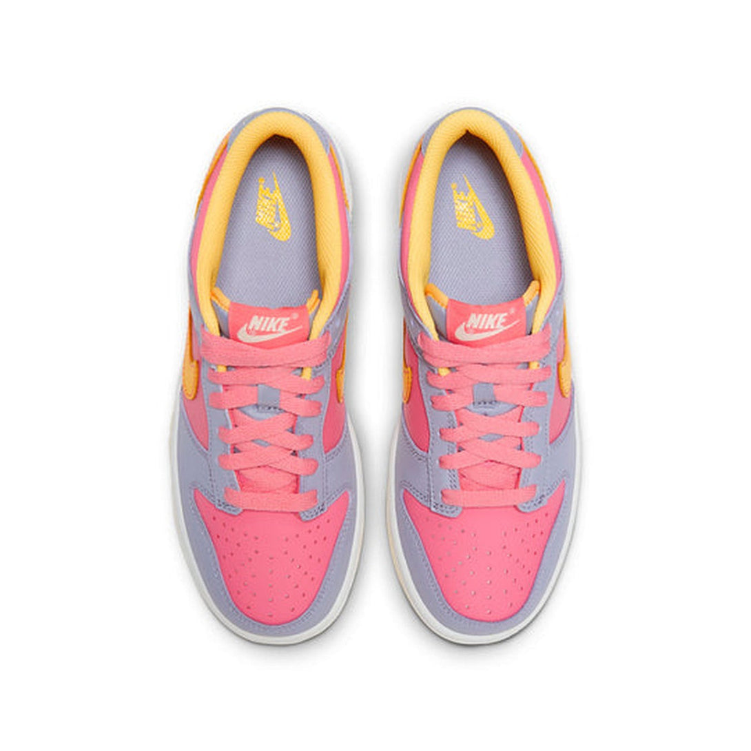 Nike Youth Dunk Low 'Pure Platinum'- Streetwear Fashion 950 - levefly.com