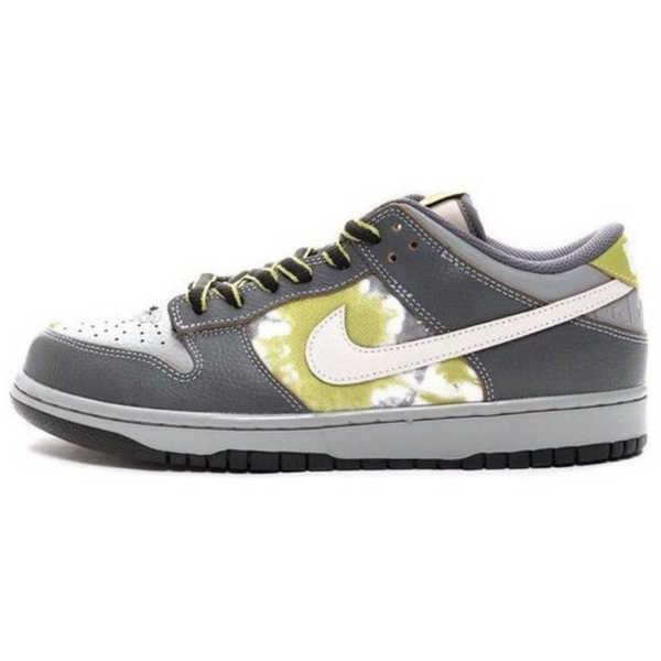 Nike x HUF SB Dunk Low 'Wait, What!?' Friends & Family- Streetwear Fashion 950 - levefly.com