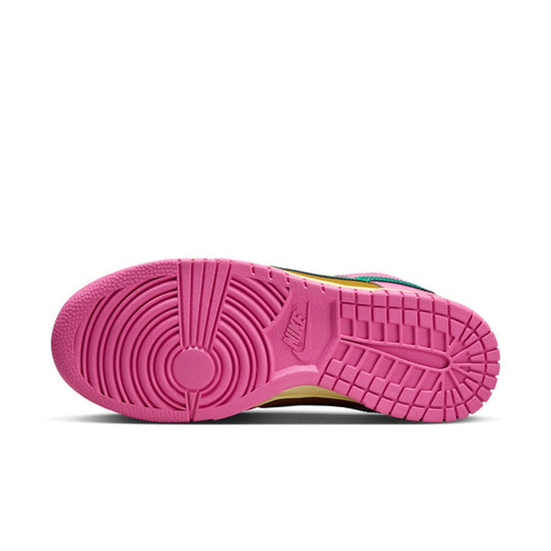 Nike x PARRIS GOEBEL Dunk Low 'Playful Pink'- Streetwear Fashion 950 - levefly.com